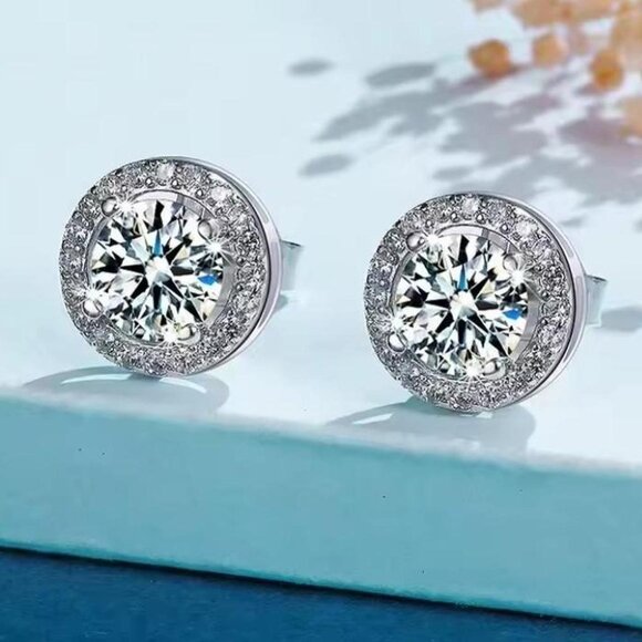 925 Sterling Silver .5CT 5mm Round Moissanite Halo Stud Earrings 1 CT TW - Picture 1 of 8